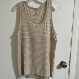 Nursing friendly tank top size large by move mama brand